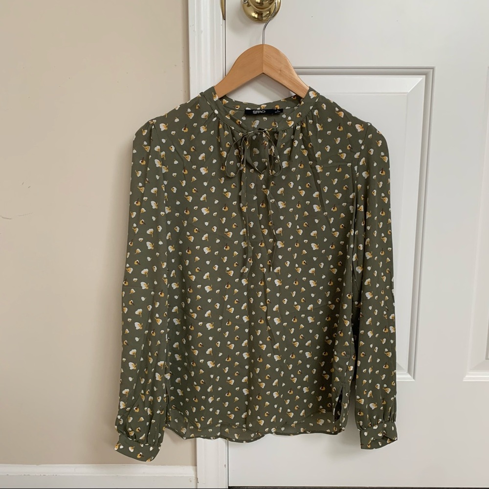 Khaki green Cotton Flower Blouse